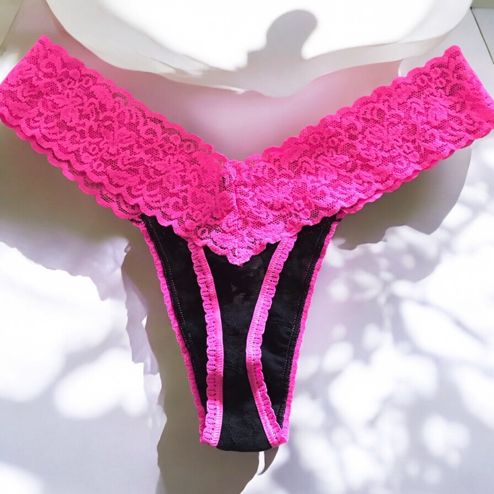 NWT VTG VICTORIA'S SECRET O/S PINK & Black The LACIE VINTAGE RARE THONG PANTIES - Picture 2 of 3